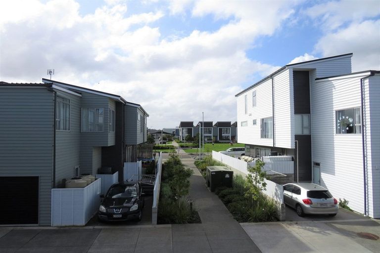 Photo of property in 23 Tuatua Road, Hobsonville, Auckland, 0616
