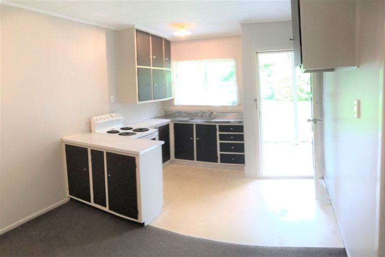 Photo of property in 3/10 Petherick Crescent, Johnsonville, Wellington, 6037