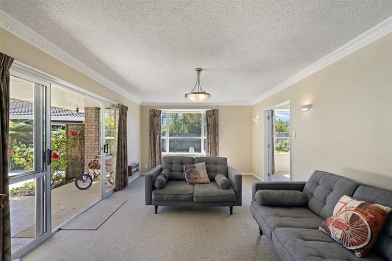 Photo of property in 21b Montclare Avenue, Ilam, Christchurch, 8041