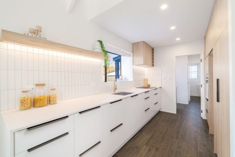 Photo of property in 47a Inwoods Road, Parklands, Christchurch, 8083