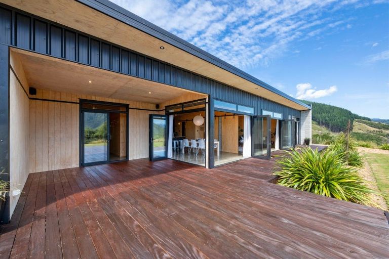 Photo of property in 1424 Queen Charlotte Drive, Linkwater, 7281