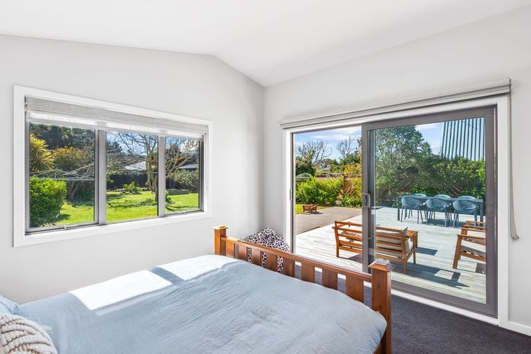 Photo of property in 5 Falla Street, Paraparaumu Beach, Paraparaumu, 5032