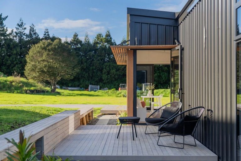 Photo of property in 11 Pinnacles Lane, Pauanui, 3579