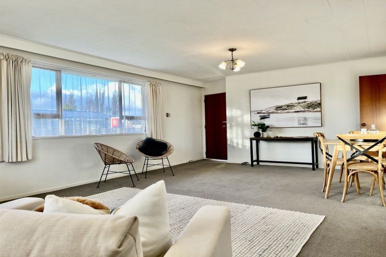 Photo of property in 1 Sandstrom Grove, Feilding, 4702