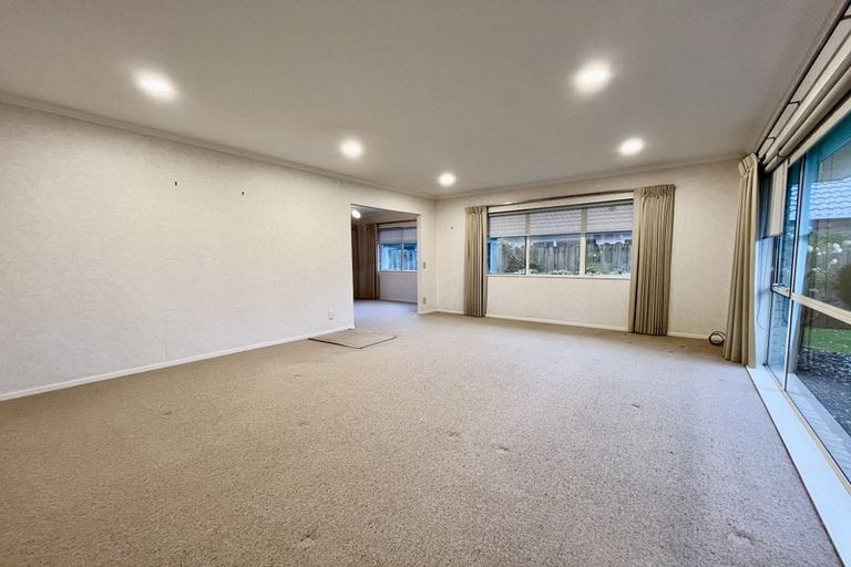 Photo of property in 5 Casabella Court, Northpark, Auckland, 2013