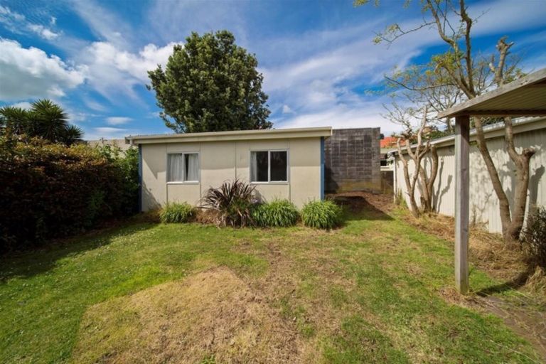 Photo of property in 136 Fairfield Road, Hawera, 4610