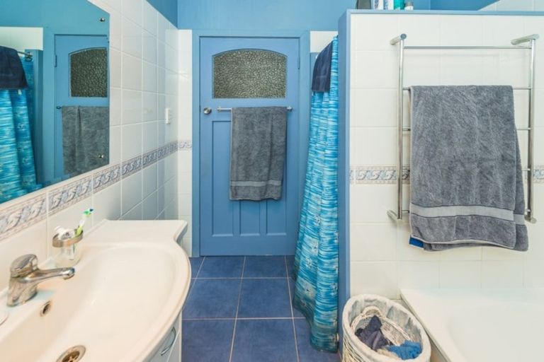 Photo of property in 9 Kent Road, Saint Johns Hill, Whanganui, 4501