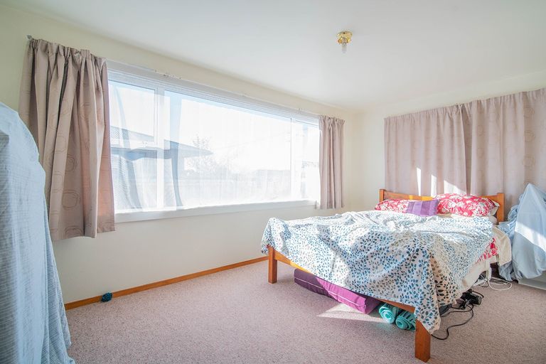 Photo of property in 27 Dunster Street, Burnside, Christchurch, 8053
