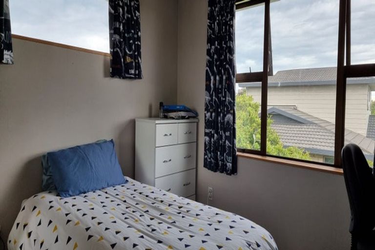 Photo of property in 12 Kildare Place, Waikiwi, Invercargill, 9810