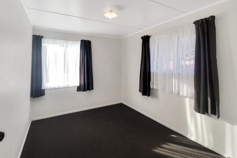 Photo of property in 7 Puketapu Grove, Waiwhetu, Lower Hutt, 5010