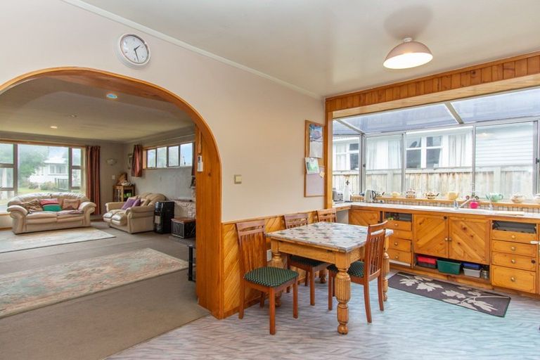 Photo of property in 10 Ian Street, Koutu, Rotorua, 3010