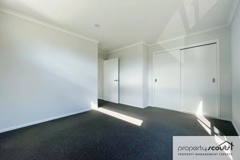 Photo of property in 20 Discovery Place, Marfell, New Plymouth, 4310