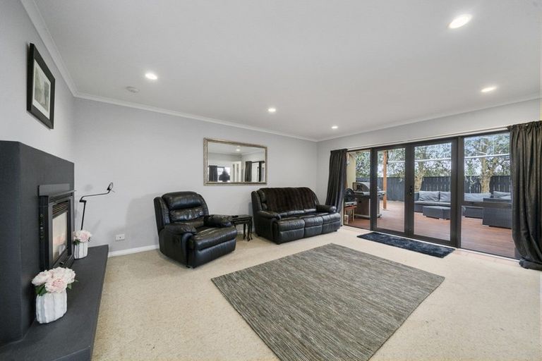 Photo of property in 144 Guildford Drive, Paraparaumu Beach, Paraparaumu, 5032