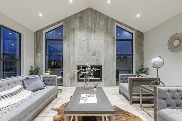 Photo of property in 7 William Blake Way, Riverhead, 0820