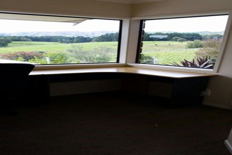 Photo of property in 18 Serenity Lane, Koputaroa, Levin, 5571
