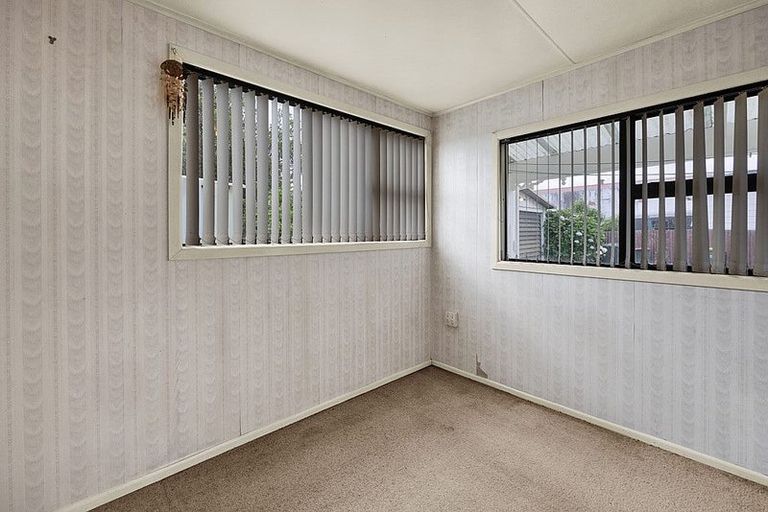 Photo of property in 77 Victoria Street, Hawera, 4610