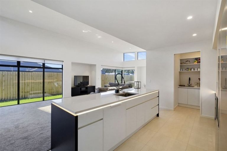 Photo of property in 64 Aviemore Drive, Marshland, Christchurch, 8083