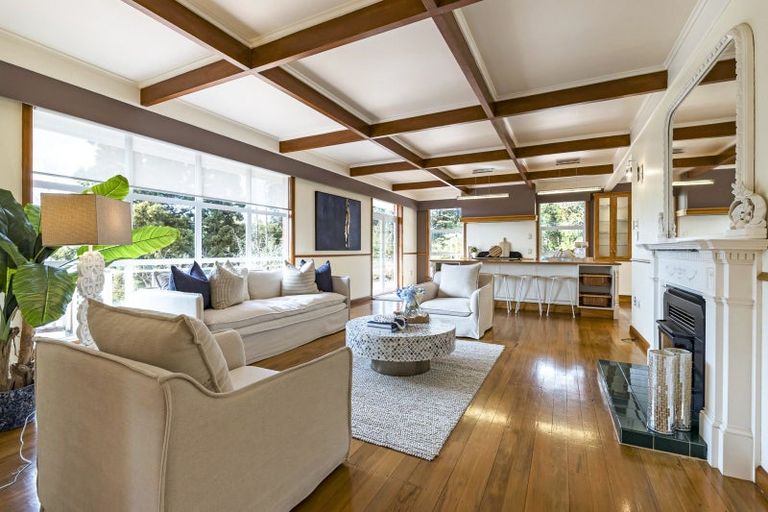 Photo of property in 11 Orite Drive, Mangorei, New Plymouth, 4371