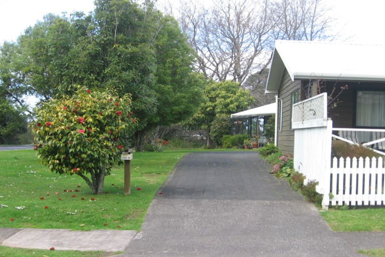 Photo of property in 100b Waireka Place, Whangamata, 3620