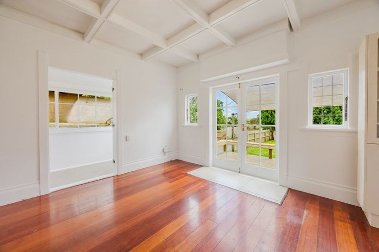 Photo of property in 86 Porangahau Road, Waipukurau, 4200