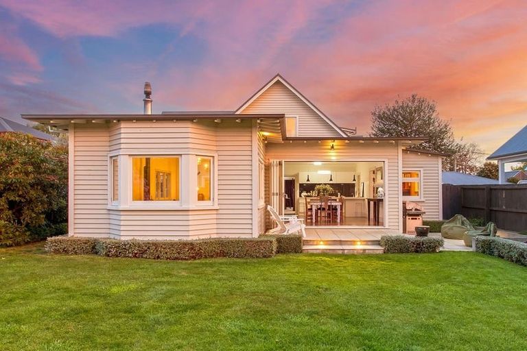 Photo of property in 15 Fulton Avenue, Merivale, Christchurch, 8014