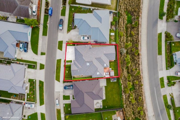 Photo of property in 33 Nellie Drive, Kumeu, 0810