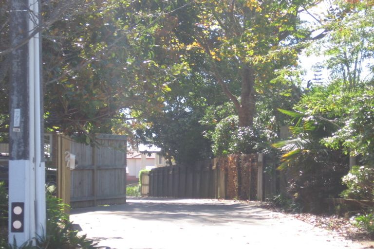 Photo of property in 27a Swanson Road, Henderson, Auckland, 0610