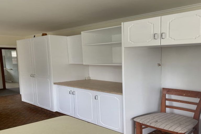 Photo of property in 41 Parrs Cross Road, Henderson, Auckland, 0612