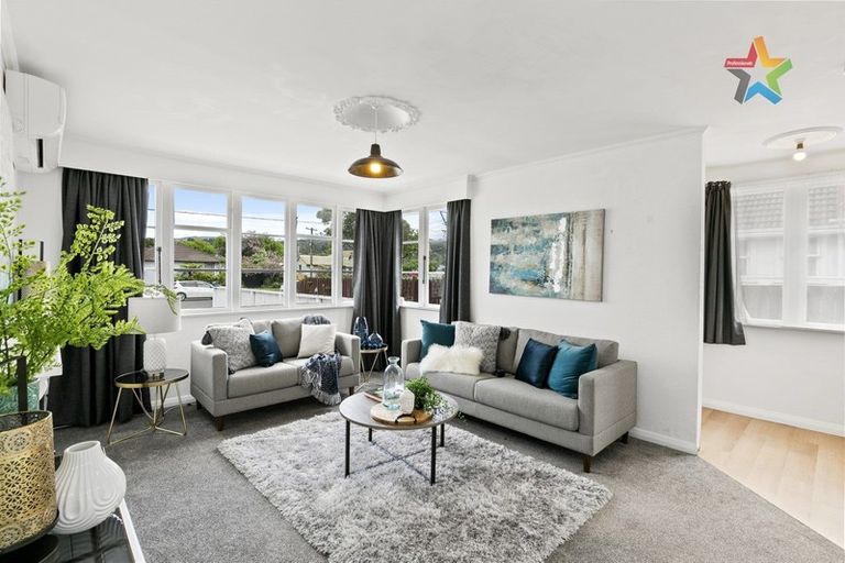 Photo of property in 306a Oxford Terrace, Avalon, Lower Hutt, 5011