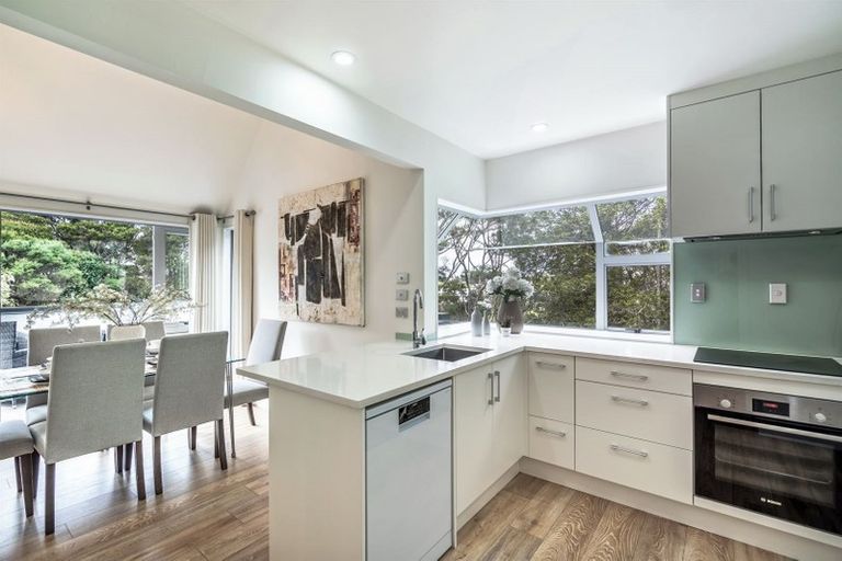 Photo of property in 1/57 James Evans Drive, Northcote, Auckland, 0627