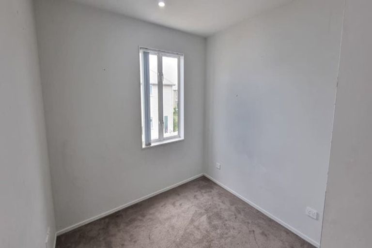 Photo of property in 7 Riroriro Close, Papakura, 2110