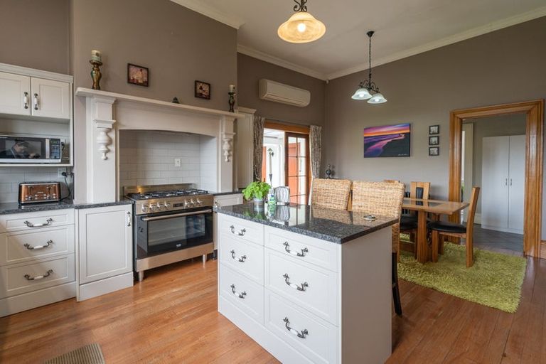 Photo of property in 6 Crombie Street, Gore, 9710