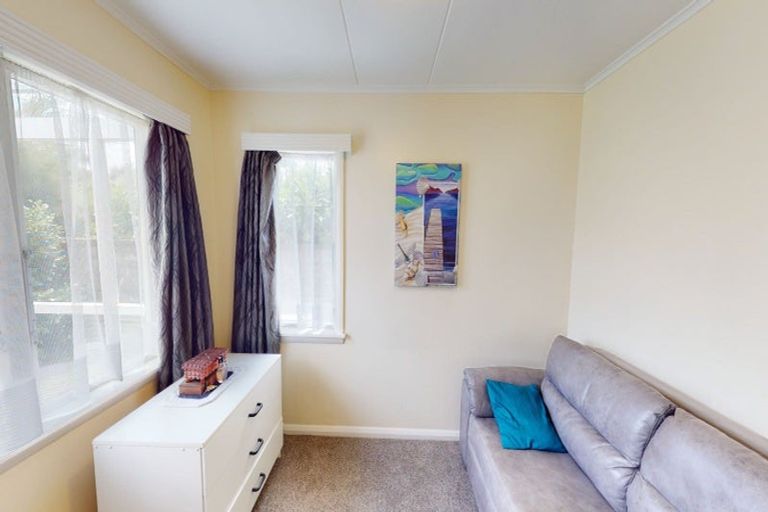 Photo of property in 14 Kent Avenue, Waitarere Beach, Levin, 5510