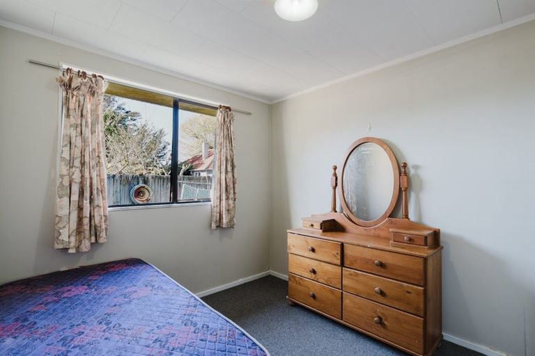 Photo of property in 16 Tranmere Road, Fairfield, Hamilton, 3214
