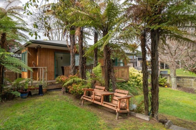 Photo of property in 43 Henry Hill Road, Taupo, 3330