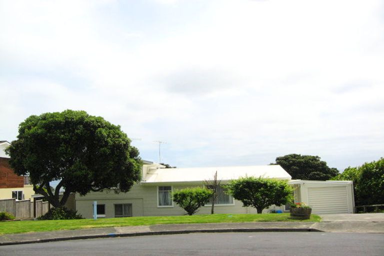 Photo of property in 156 Pacific Parade, Army Bay, Whangaparaoa, 0930