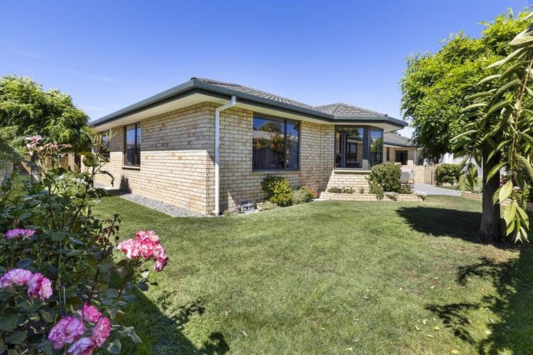 Photo of property in 14 Springswood Grove, Springlands, Blenheim, 7201