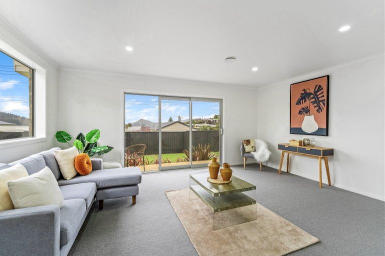 Photo of property in 2 Kaira Street, Sawyers Bay, Port Chalmers, 9023