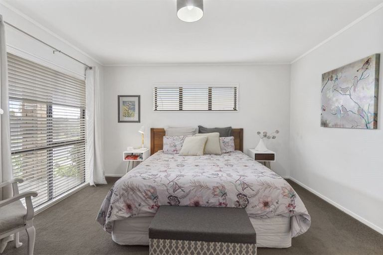 Photo of property in 34 Summermist Drive, Northpark, Auckland, 2013