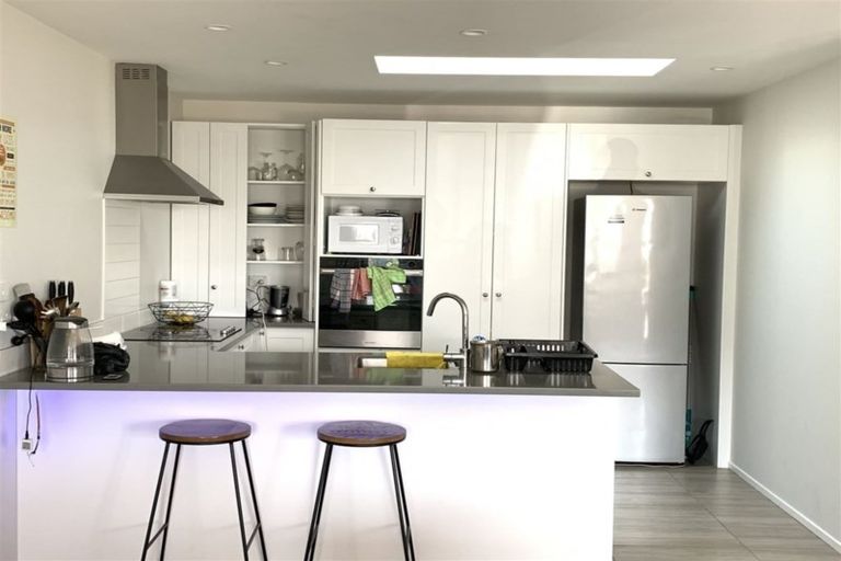 Photo of property in 3c Melia Place, Stanmore Bay, Whangaparaoa, 0932