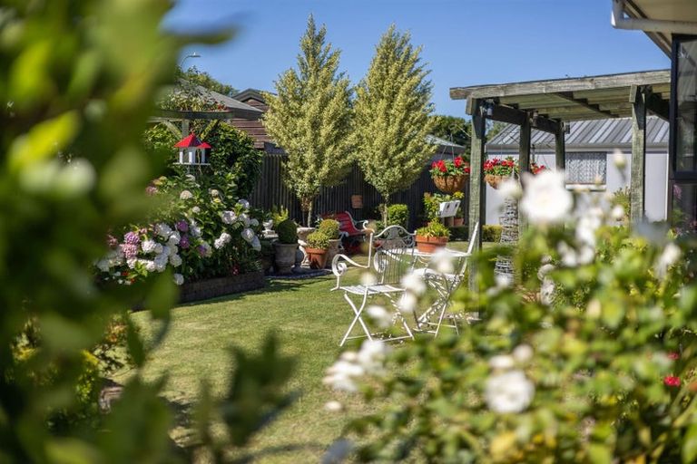 Photo of property in 10 Glenconnor Place, Burwood, Christchurch, 8083