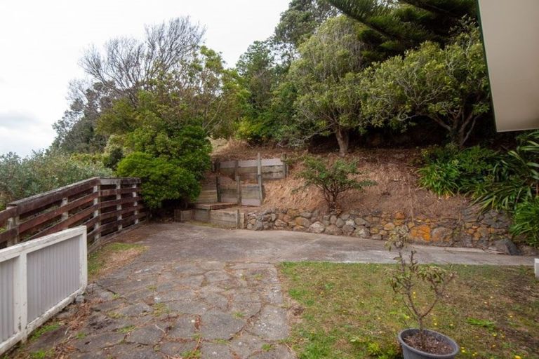 Photo of property in 13 Chisbury Street, Churton Park, Wellington, 6037
