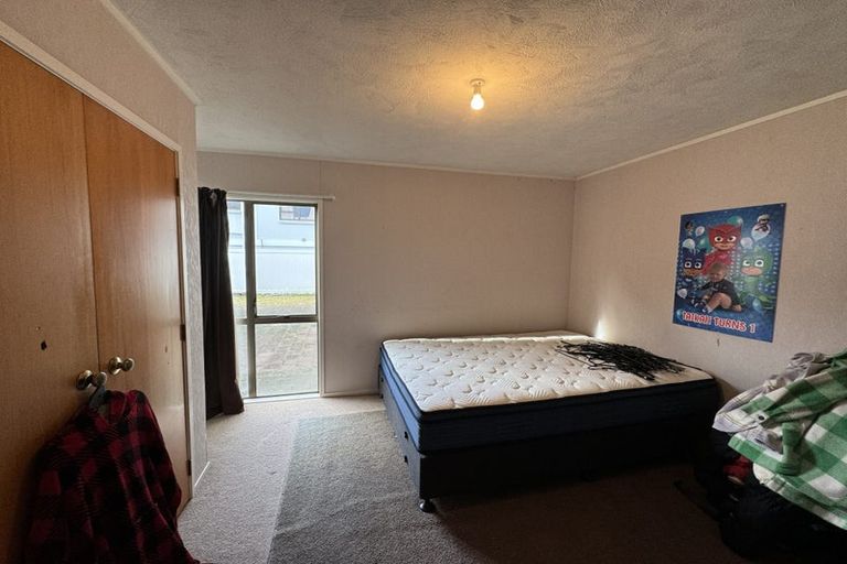 Photo of property in 124 Carnoustie Drive, Wattle Downs, Auckland, 2103