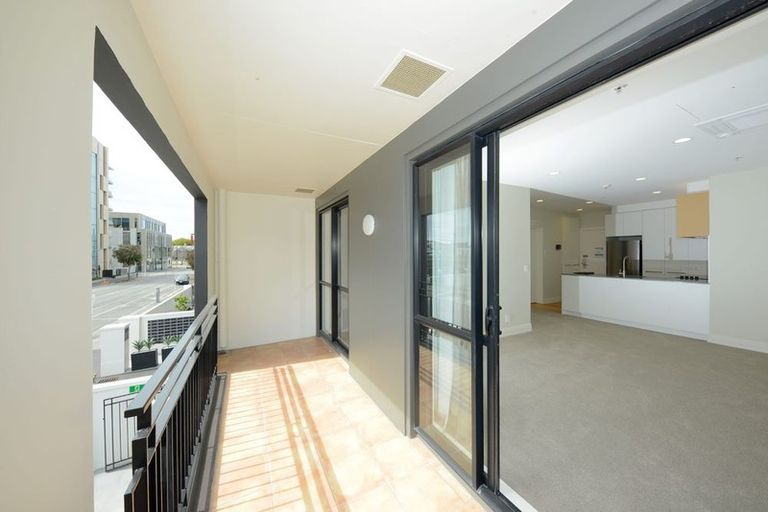 Photo of property in West Fitzroy, 2e/66 Armagh Street, Christchurch Central, Christchurch, 8013