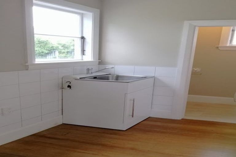 Photo of property in 30 Forfar Street, Edgeware, Christchurch, 8013