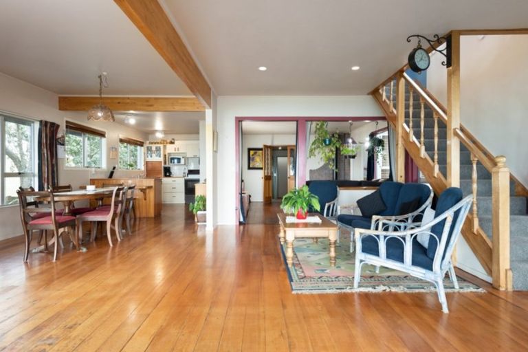 Photo of property in 131 Karewa Parade, Papamoa Beach, Papamoa, 3118