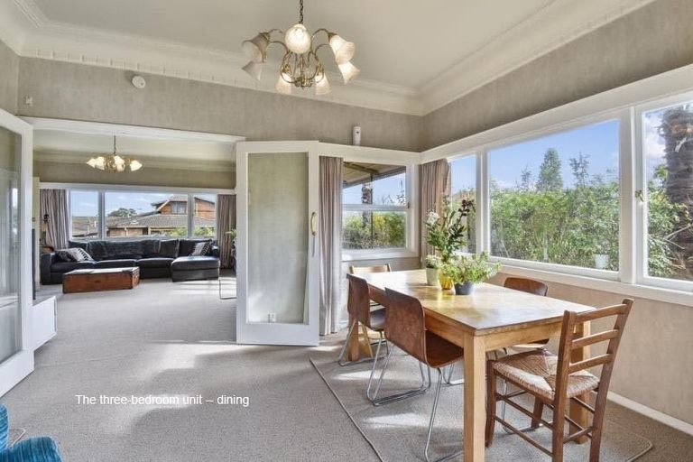 Photo of property in 39 Grande Vue Road, Hillpark, Auckland, 2102