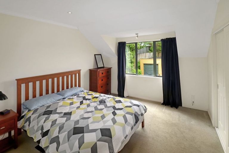 Photo of property in 41 Futuna Close, Karori, Wellington, 6012