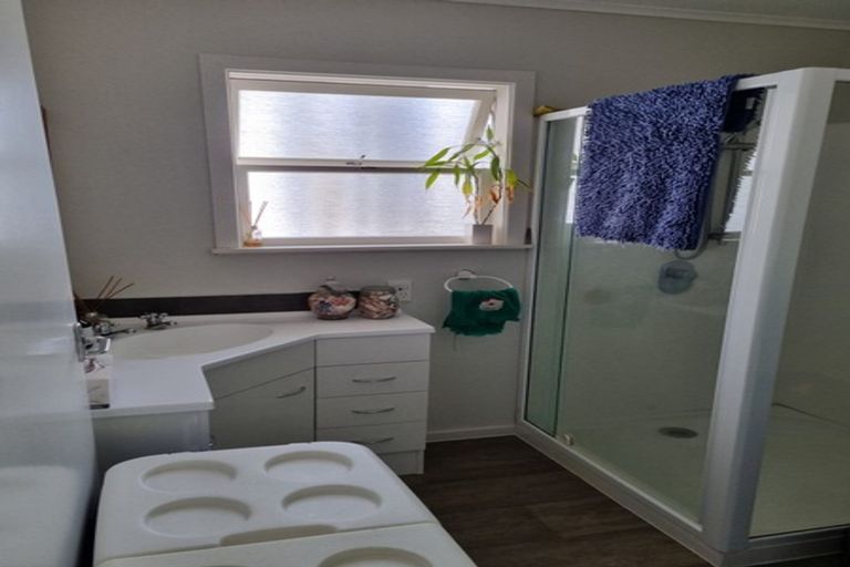 Photo of property in 18 Mountbatten Avenue, Hillcrest, Auckland, 0627