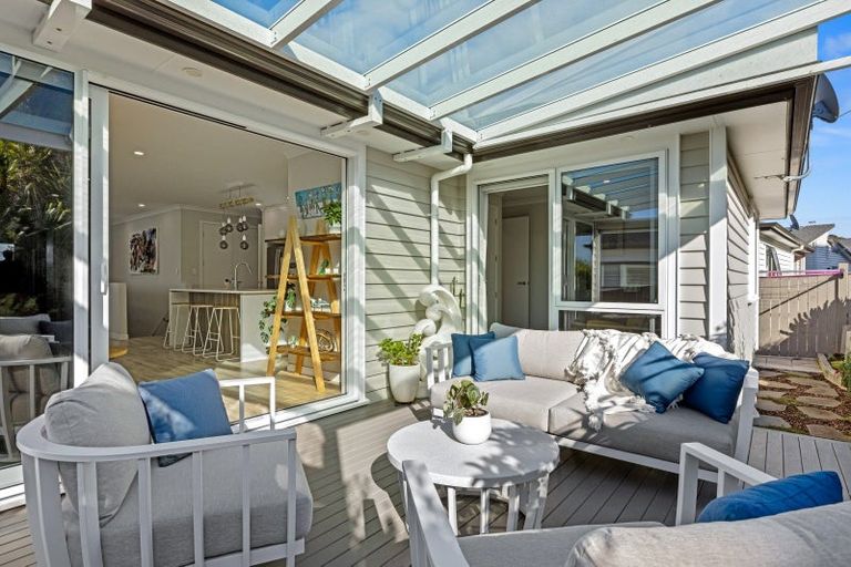 Photo of property in 134 Arran Point Parade, Orewa, 0931